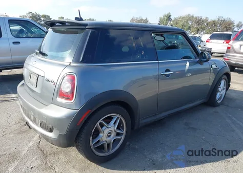 2009 Mini Cooper S z USA, uszkodzony, nr VIN WMWMF73559TW80700